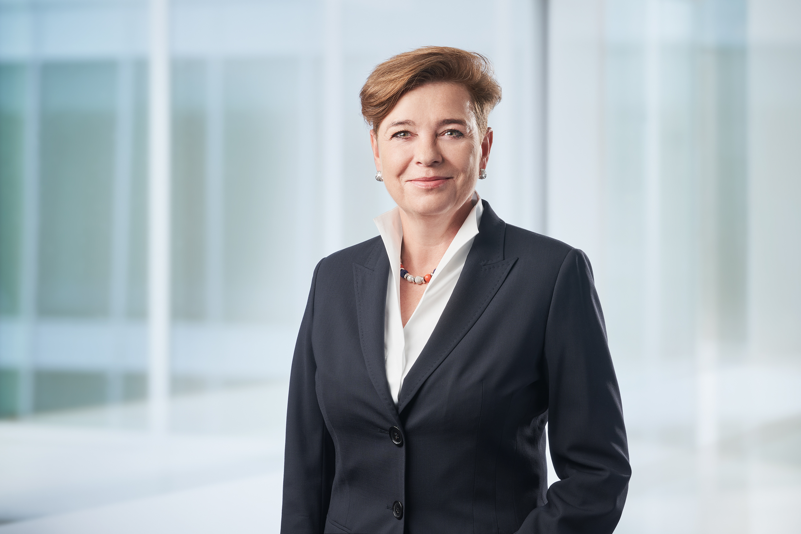 Dr. Barbara Livonius